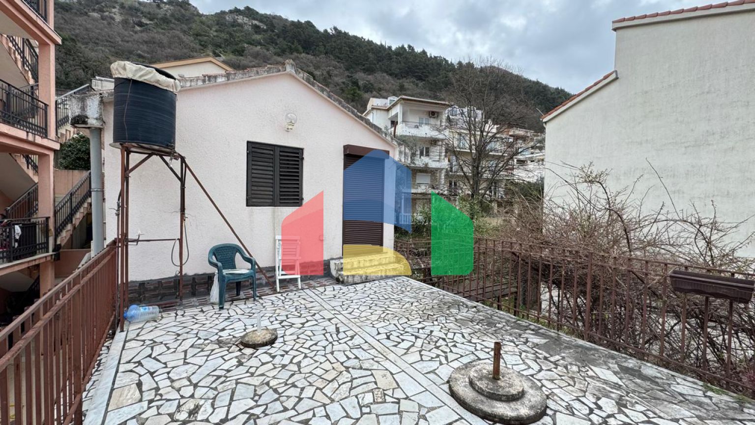 Дом в Будве, район Подкашлюн