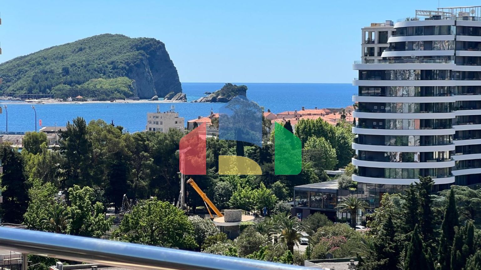 Пентхаус вашей мечты в самом центре Будвы