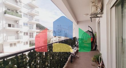 Уютная квартира с одной спальней в тихом районе Будвы.