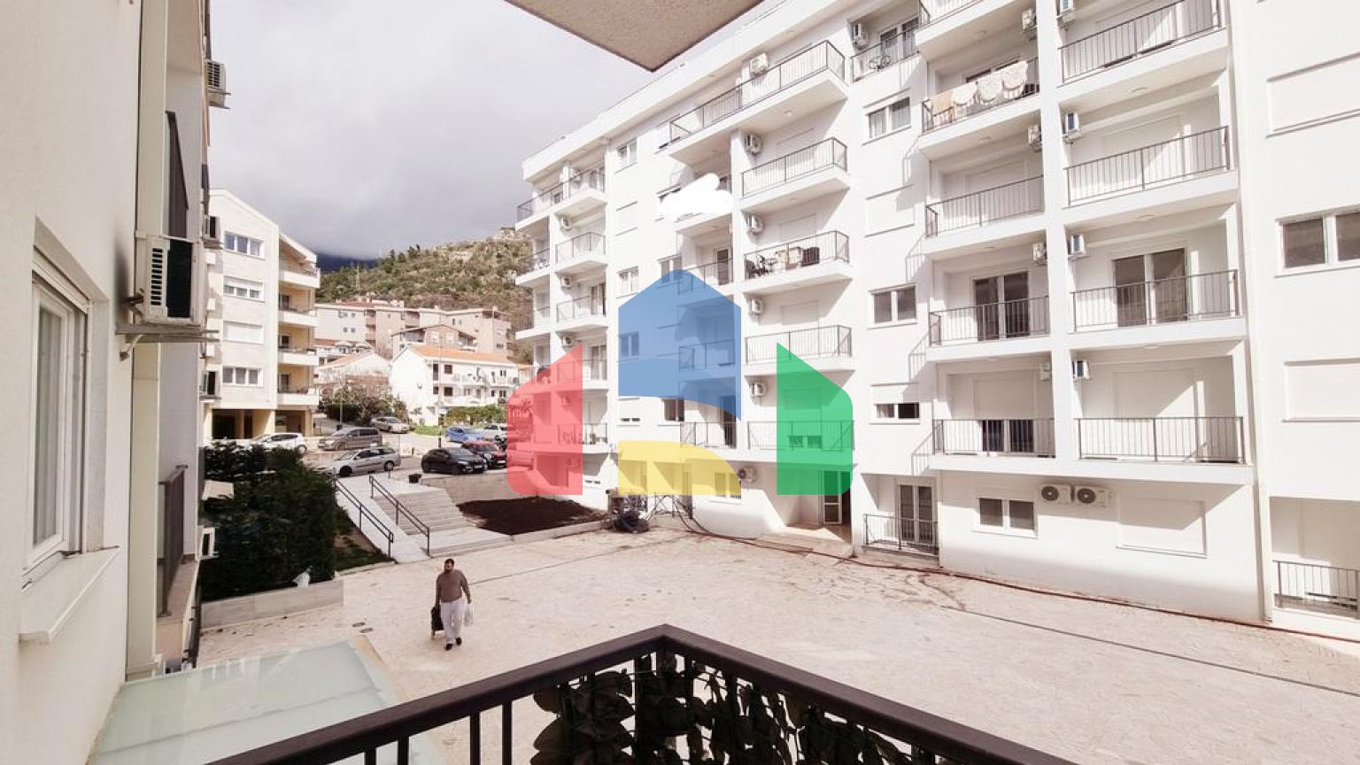 Уютная квартира с одной спальней в тихом районе Будвы.