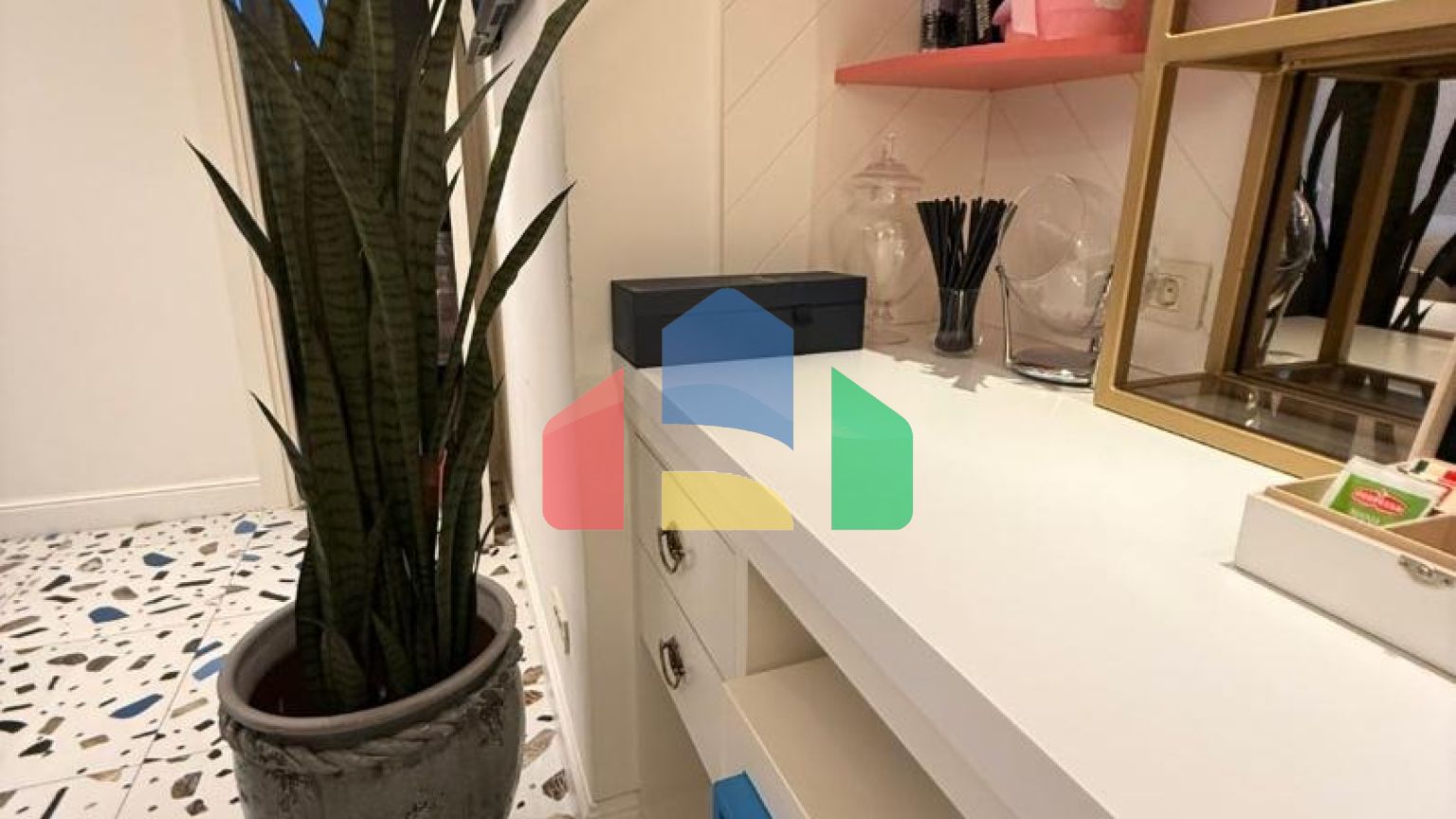 Продаётся отель 4* в Будве, готовый бизнес с потенциалом расширения!