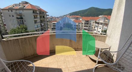 Квартира с двумя спальнями в Будве Квартира с двумя спальнями в Будве