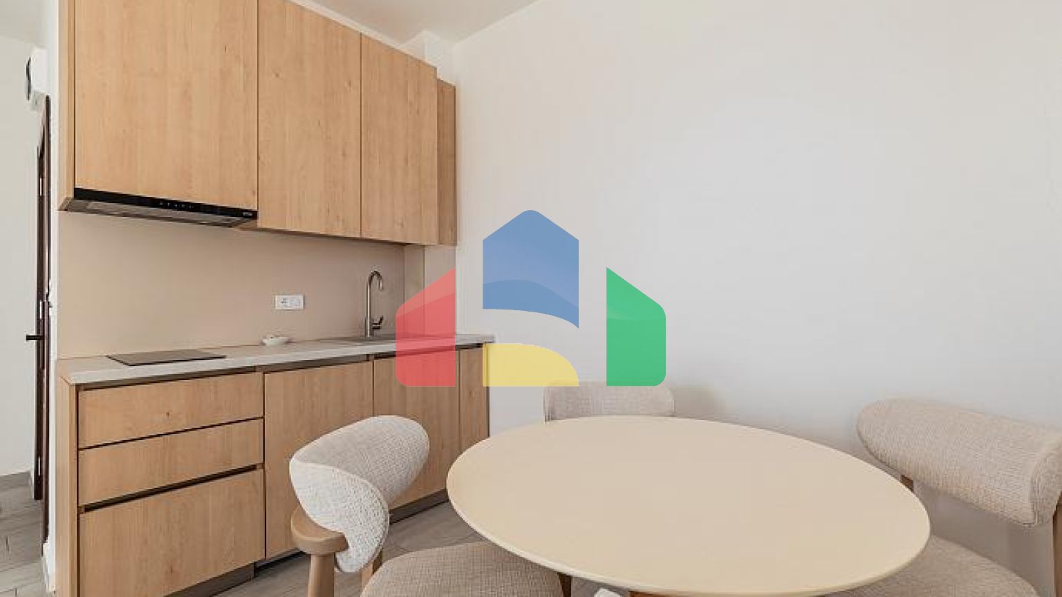 Эксклюзивная продажа совершенно нового отеля в Будве