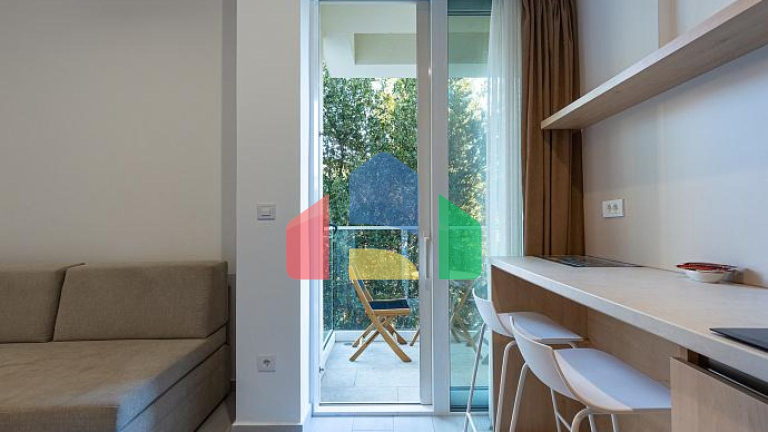 Эксклюзивная продажа совершенно нового отеля в Будве