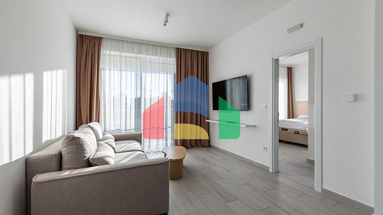 Эксклюзивная продажа совершенно нового отеля в Будве