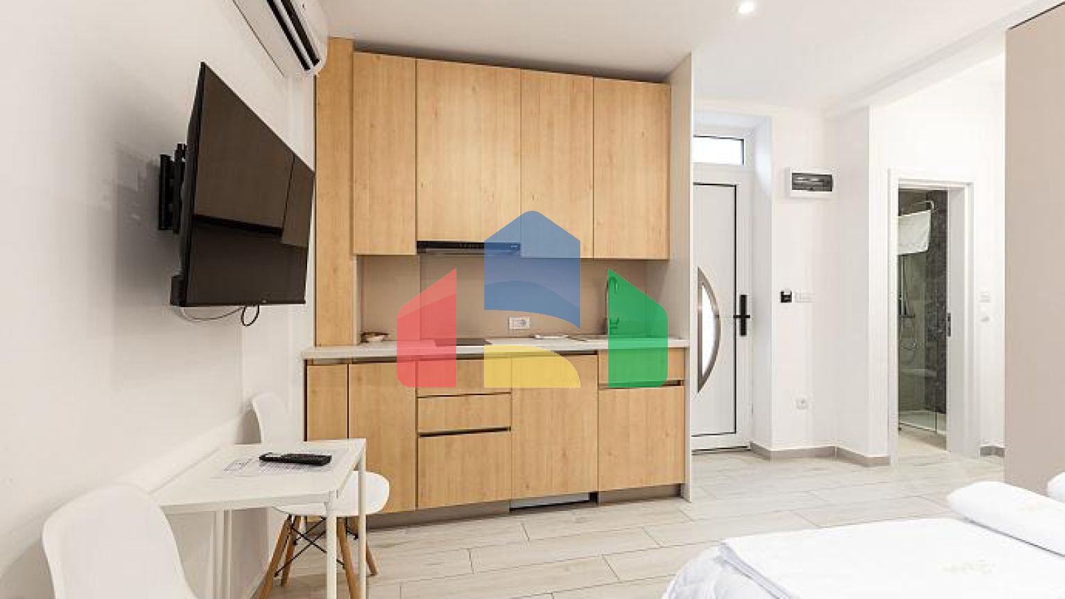 Эксклюзивная продажа совершенно нового отеля в Будве