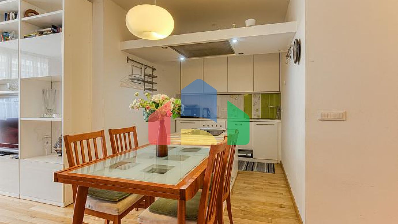 Современная, комфортабельная и полностью оборудованная квартира рядом с пляжем