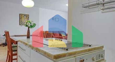 Современная, комфортабельная и полностью оборудованная квартира рядом с пляжем