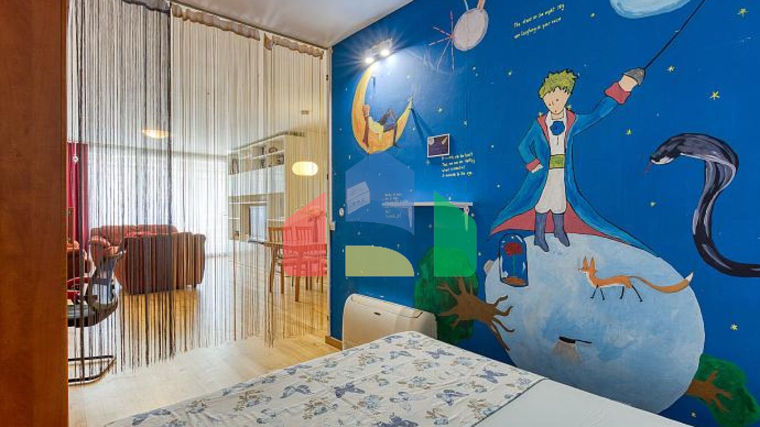 Современная, комфортабельная и полностью оборудованная квартира рядом с пляжем