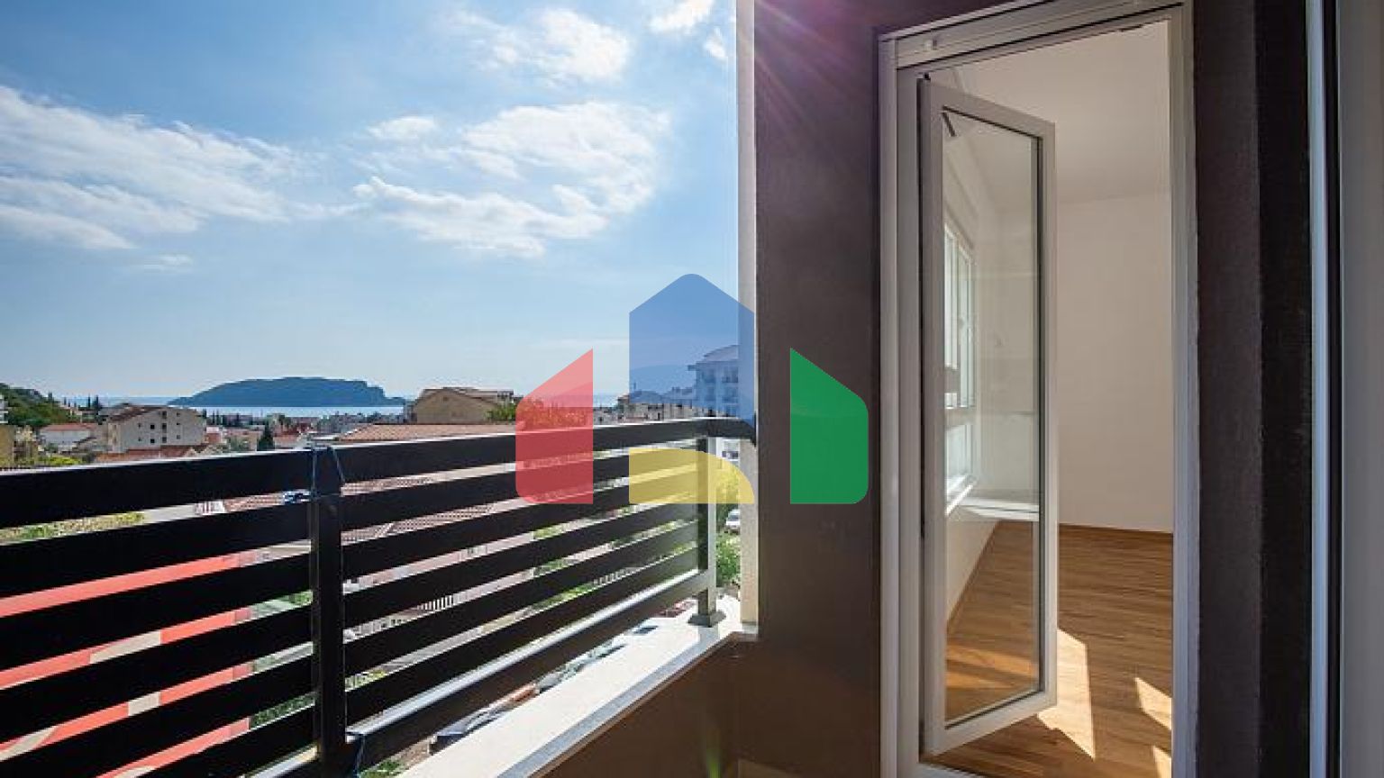 Продается современная однокомнатная квартира в Будве