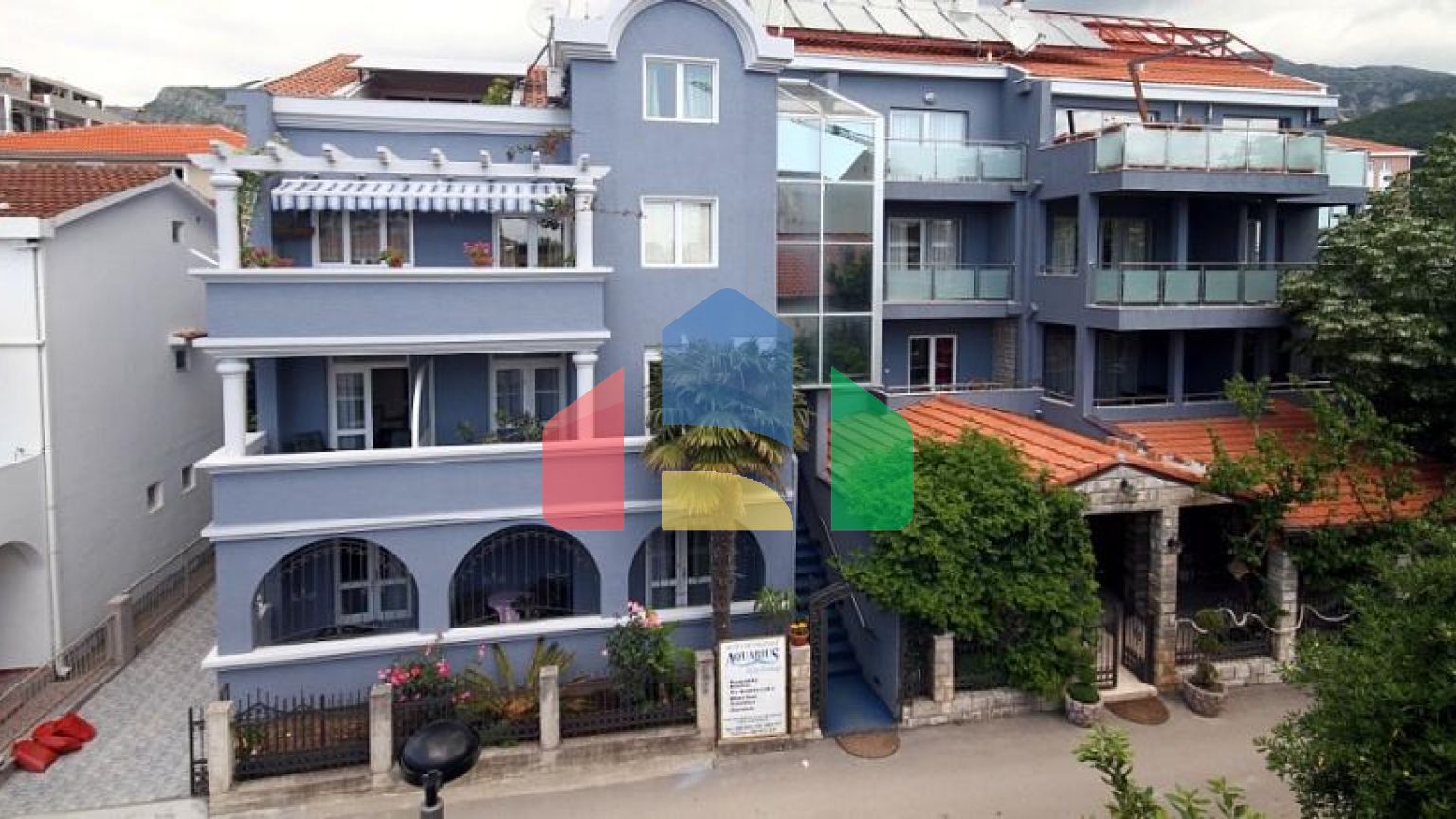 Отель в Будве