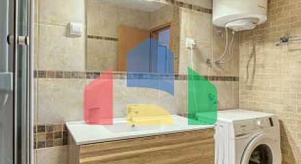 ПРОСТОРНАЯ, ПОЛНОСТЬЮ МЕБЛИРОВАННАЯ КВАРТИРА В БУДВЕ С ГАРАЖОМ И ЗАРЯДКОЙ TESLA