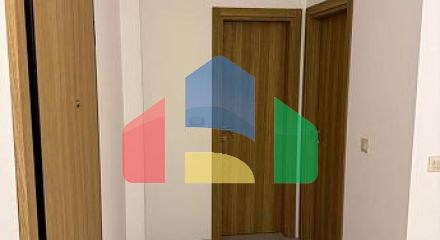 Апартамент 42м2 с парковочным местом в центре Будве в  новом доме