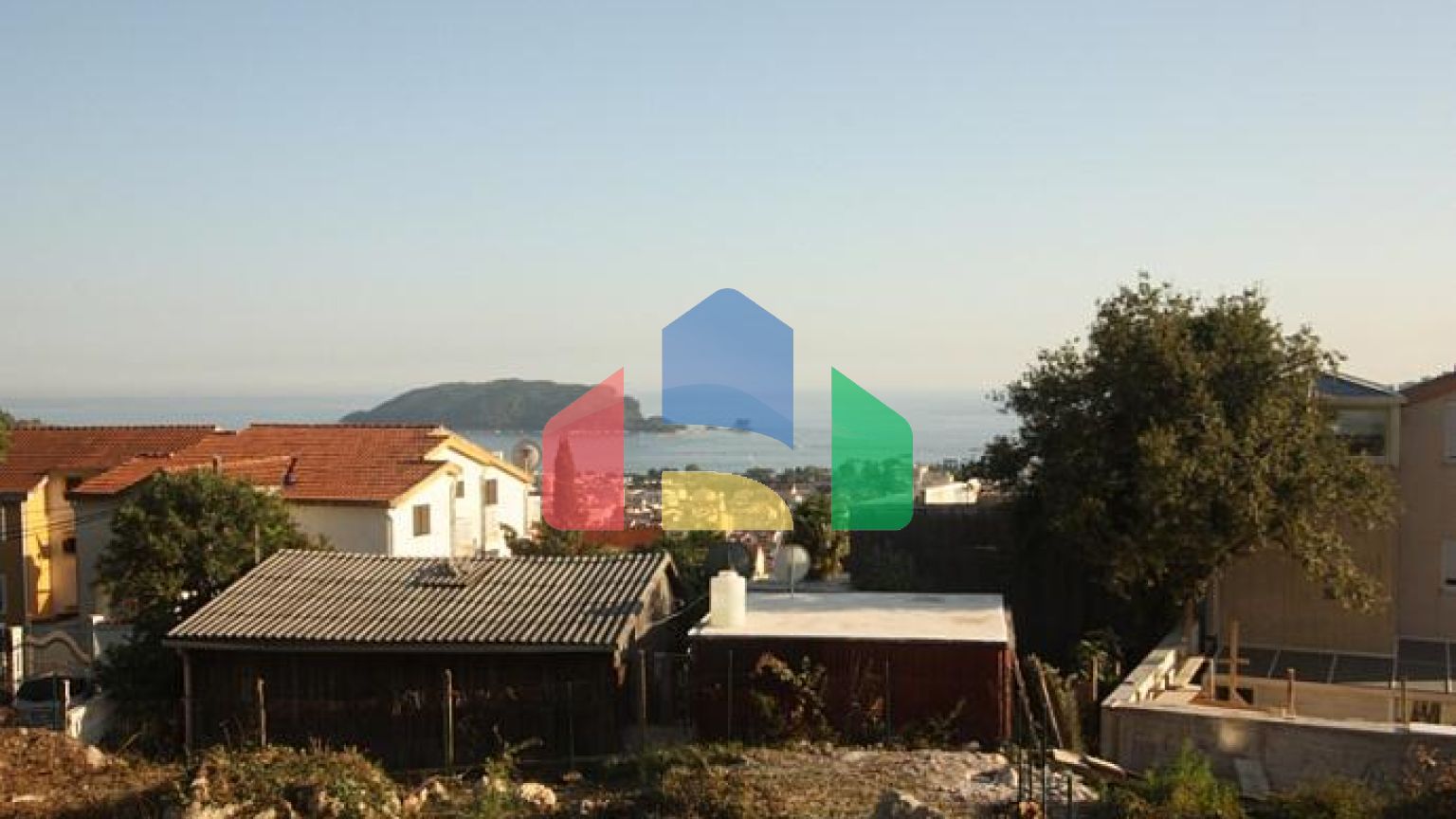 Участок в Лази