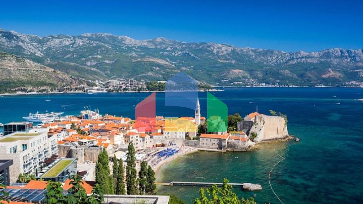 Элитный жилой комплекс в Будве