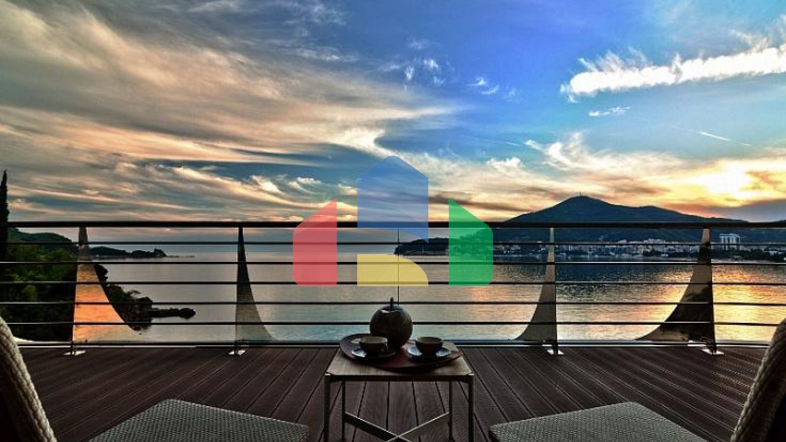 Элитный жилой комплекс в Будве