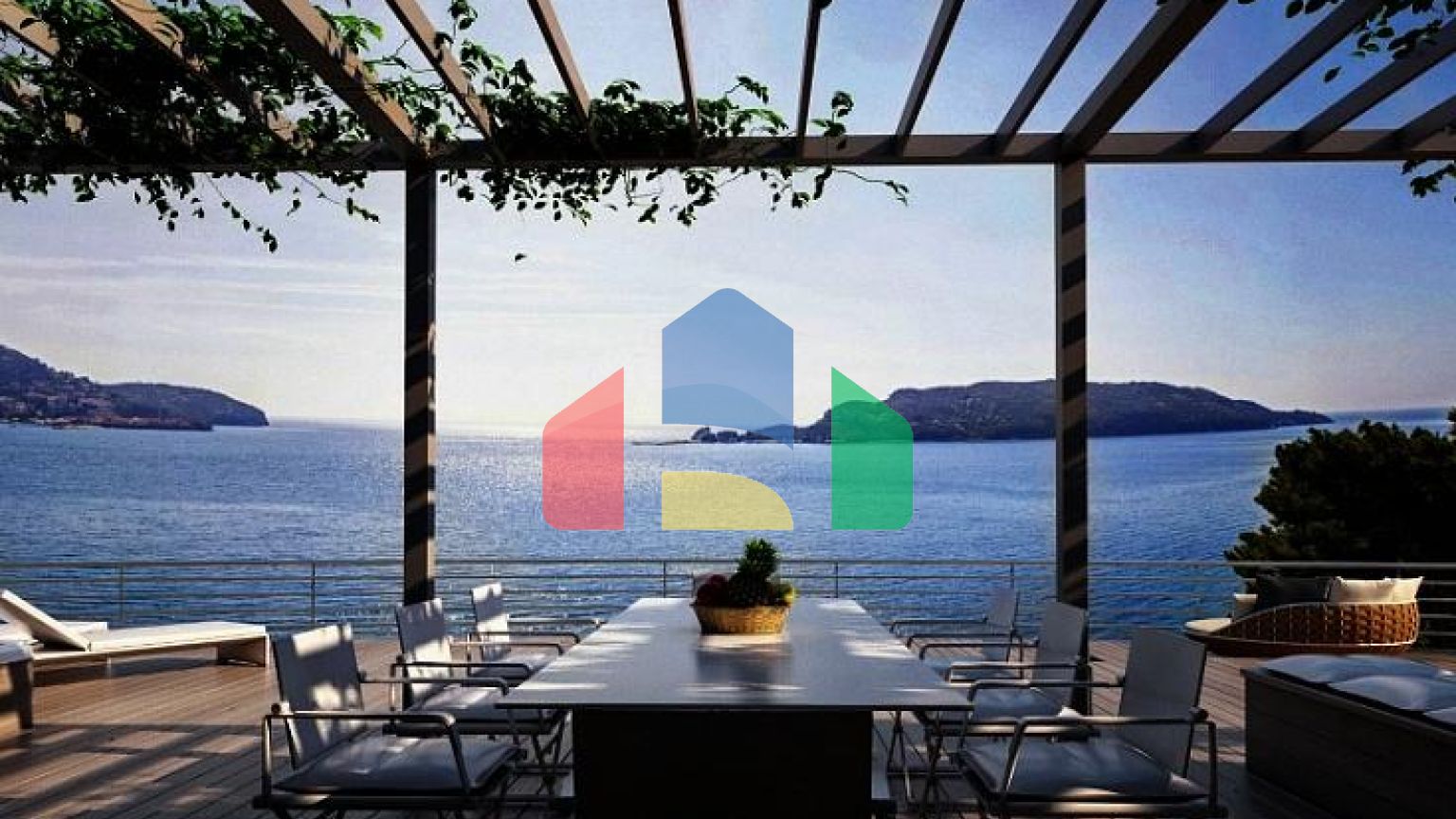 Элитный жилой комплекс в Будве