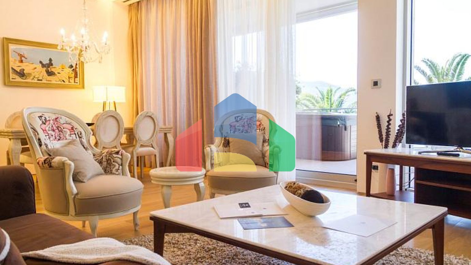 Элитный жилой комплекс в Будве