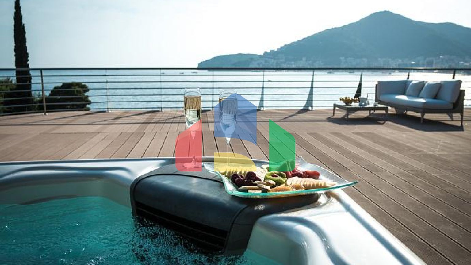 Элитный жилой комплекс в Будве