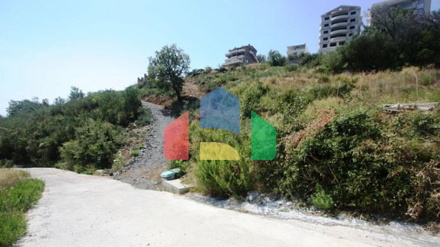 Земельный участок в Бечичи