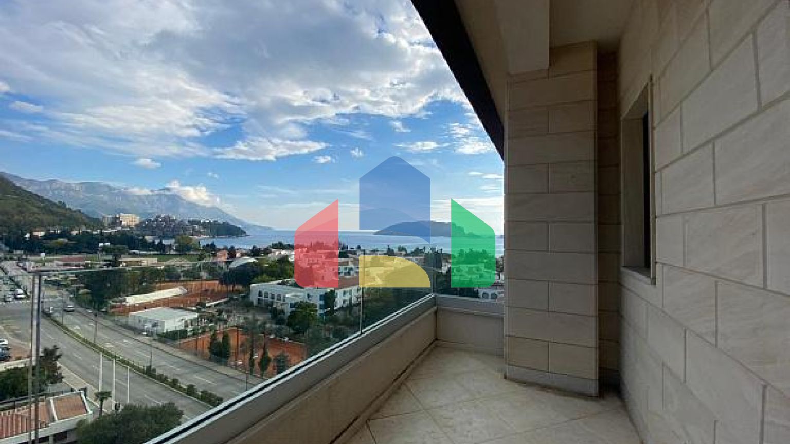 Пентхаус в самом центре Будвы