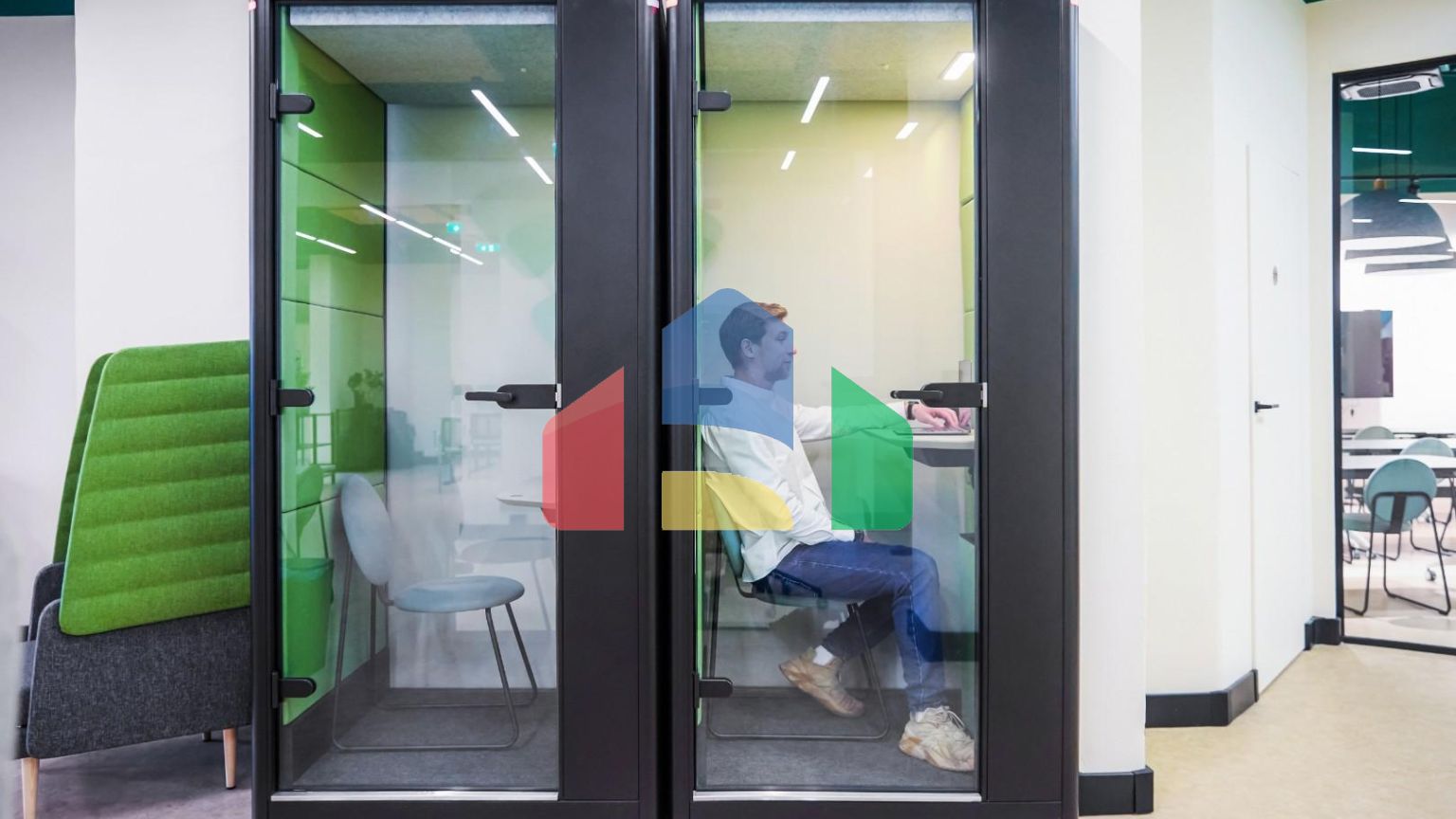 ПРОДАЁТСЯ / СДАЁТСЯ В ДОЛГОСРОЧНУЮ АРЕНДУ премиальное офисное пространство в Будве