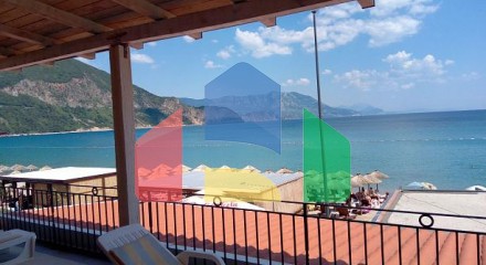 Mini Hotel on Jaz 50 meters from the sea