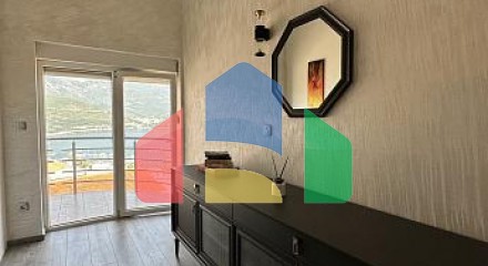 Two bedroom apartment in Budva with sea view