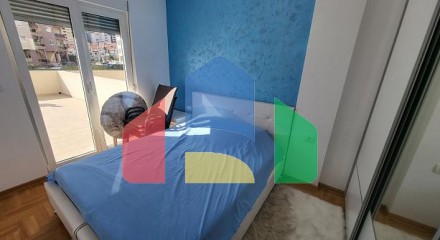 Apartment with spacious terrace in the center of Budva