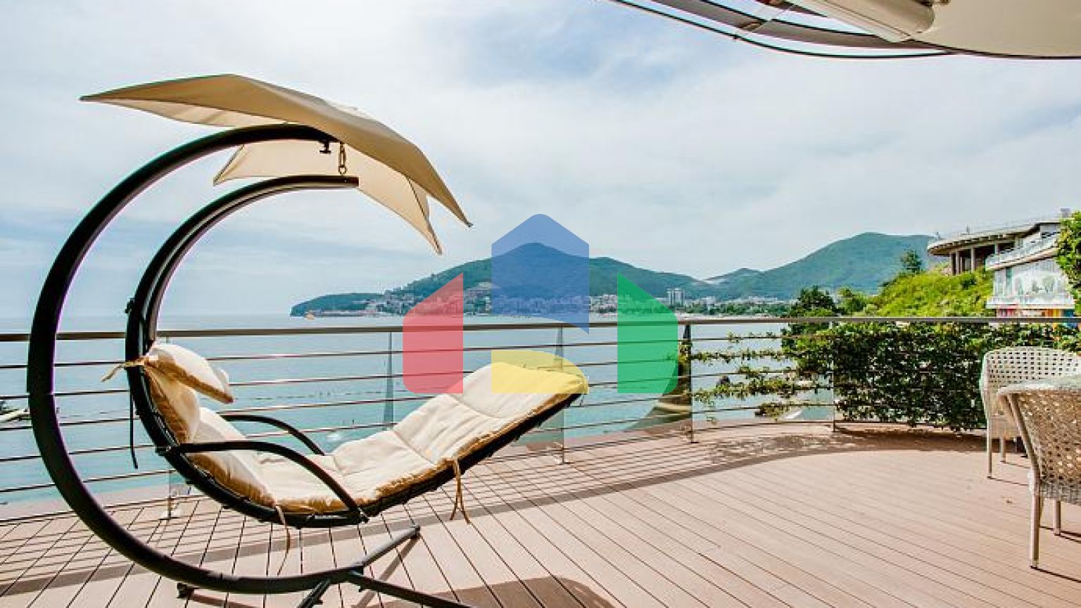 Квартира на первой линии в Будве