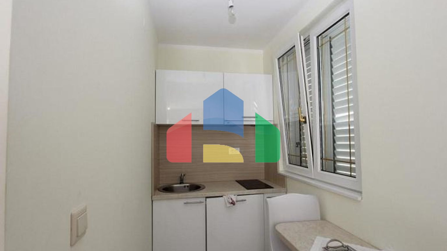 Уютный дом в городе Будва