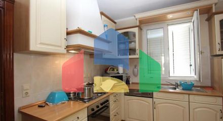 Уютный дом в городе Будва