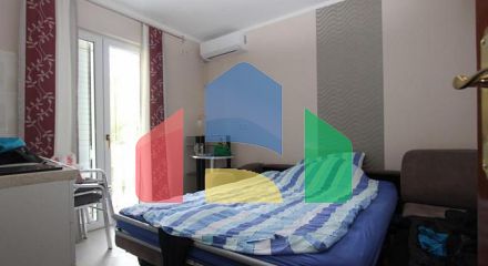 Уютный дом в городе Будва