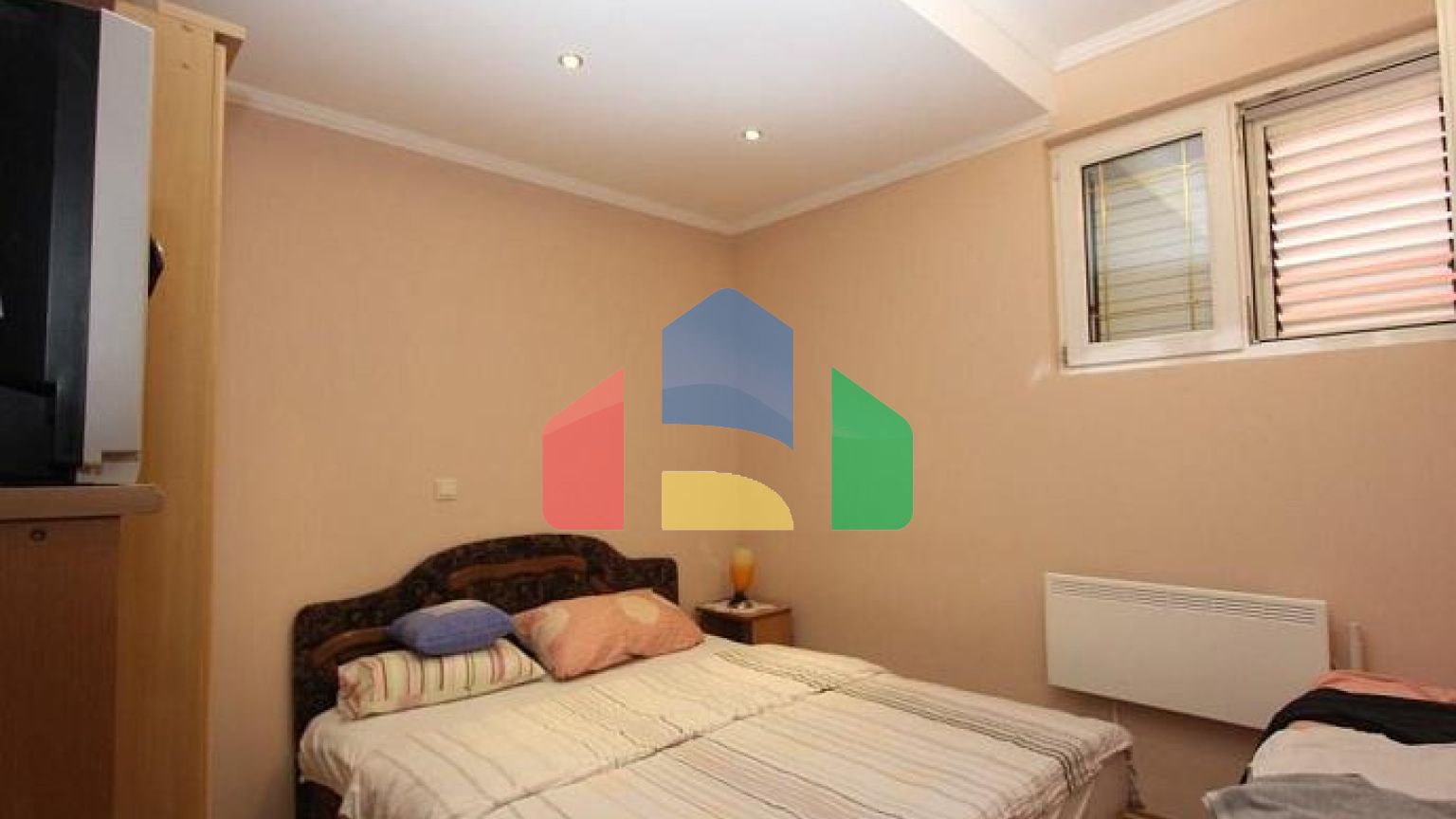 Уютный дом в городе Будва