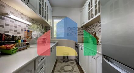 Квартира с двумя спальными комнатами и видом на море в Будве
