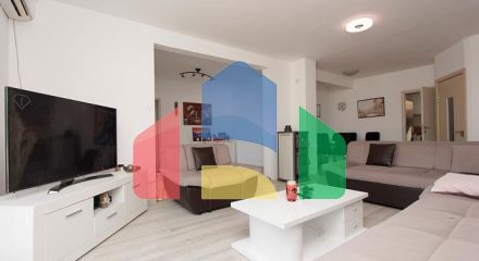 Bright apartment in Budva