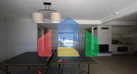 Вилла с бассейном в Будве