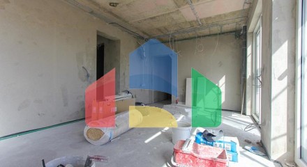 Квартиры в новом доме с 2 и 3 спальными комнатами и частичным видом на море