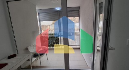 Меблированная двухкомнатная квартира в Будве