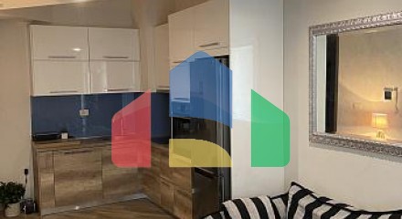 Продаётся двухкомнатная квартира в центре Будвы