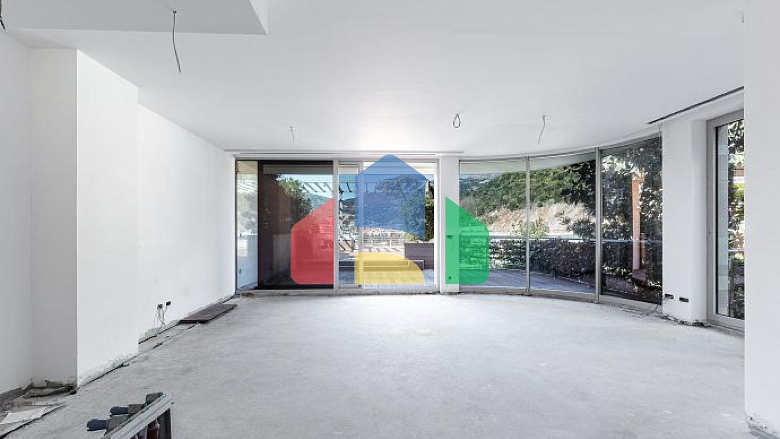 Элитная вилла 155 м² на первой линии в Будве