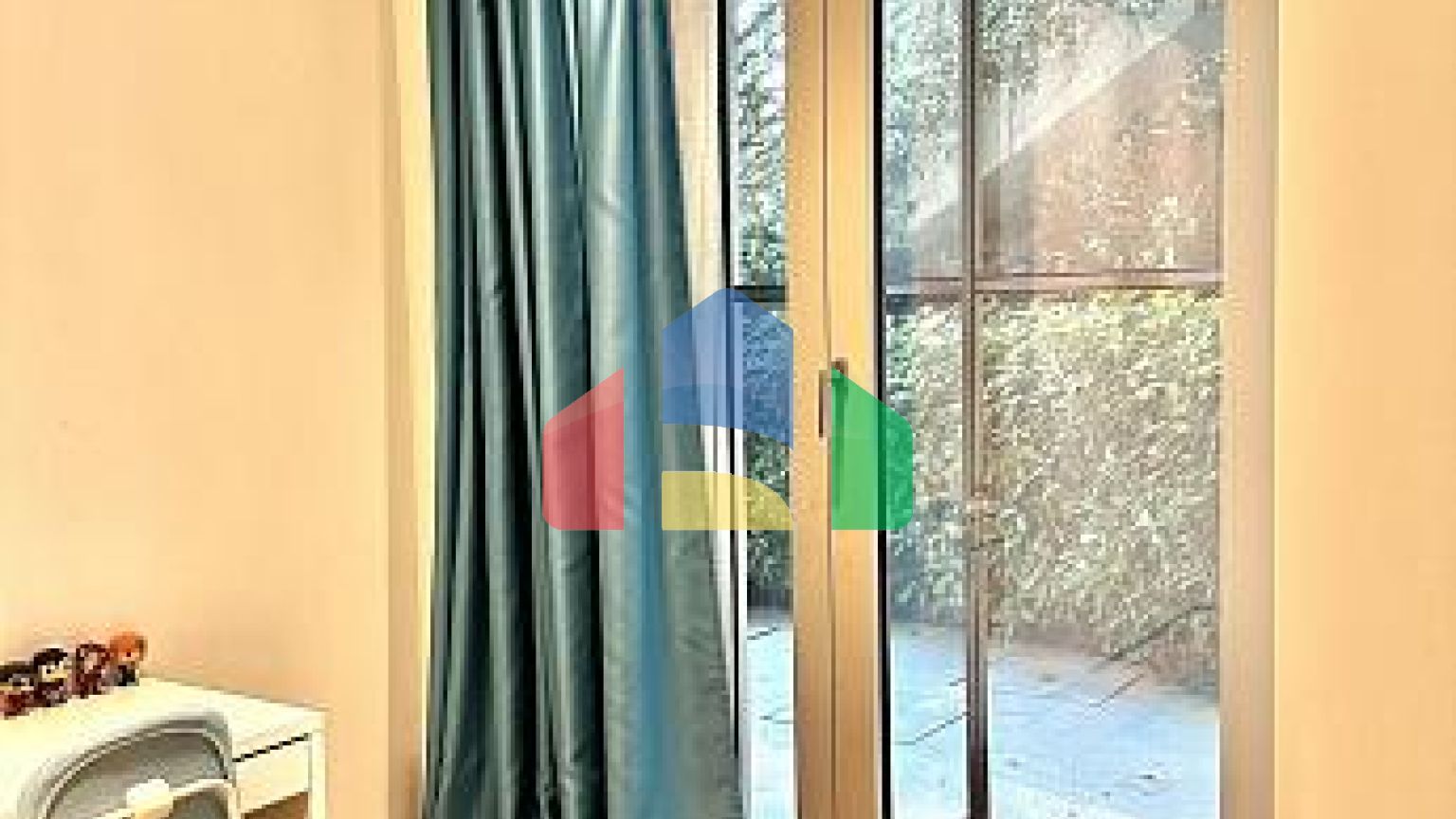 Роскошная квартира в Будве с видом на море