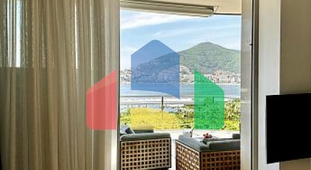 Luxurious apartment in Budva with sea view