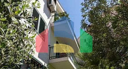 Просторный дом в Будве