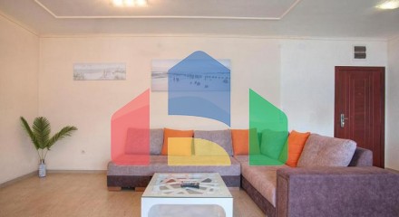 Spacious one-bedroom apartment in Budva with sea view