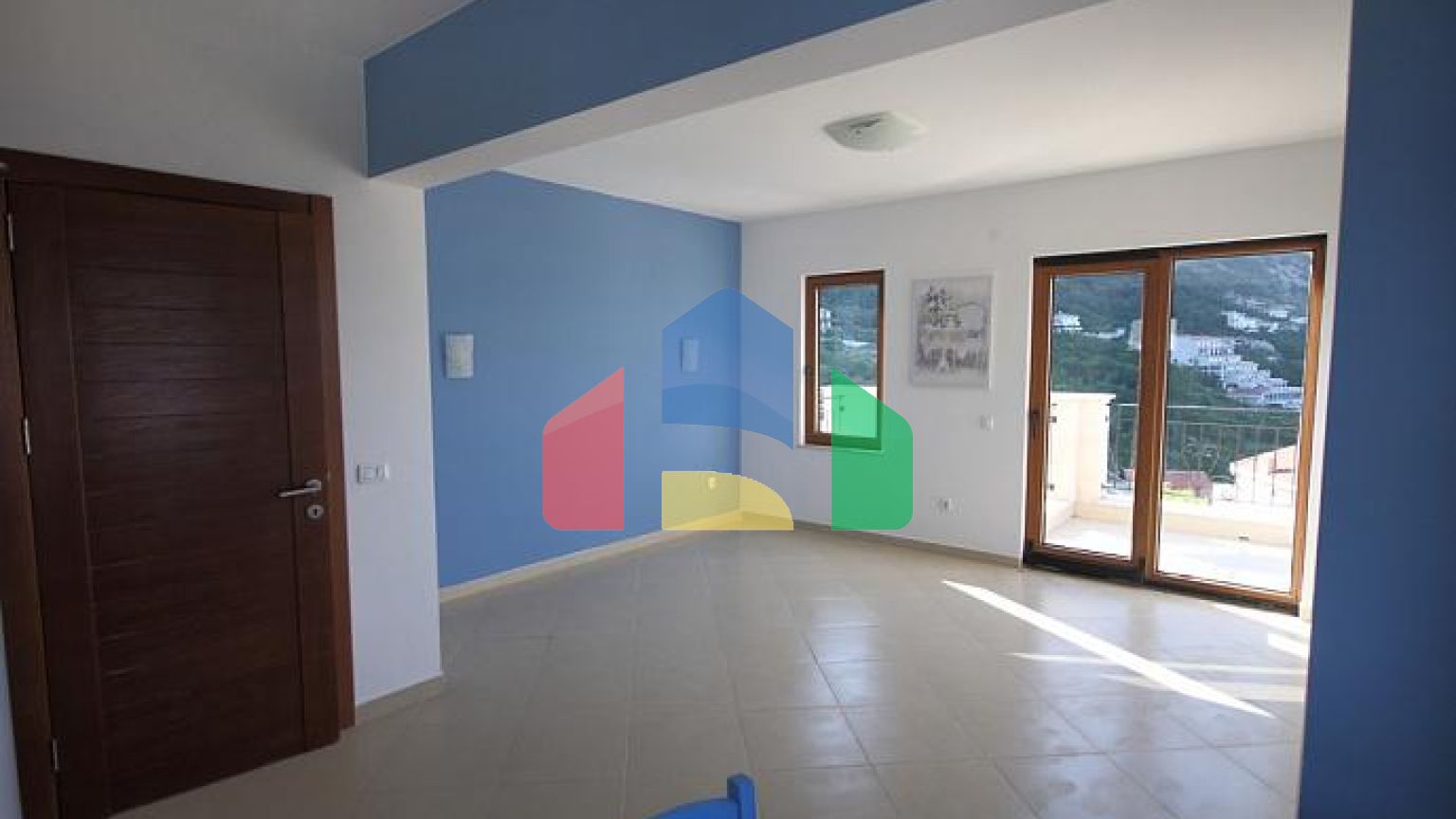 Вилла с бассейном в Близикуче