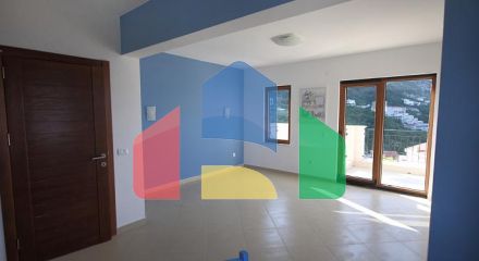 Вилла с бассейном в Близикуче