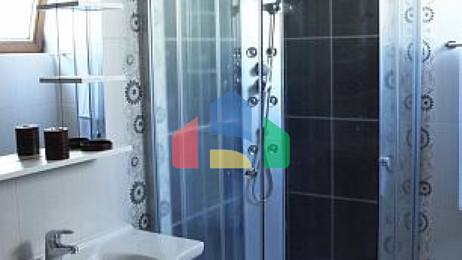 Вилла с бассейном в Близикуче