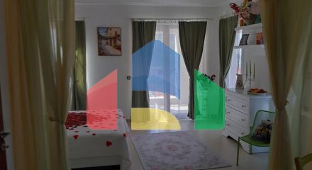 Вилла с бассейном в Близикуче