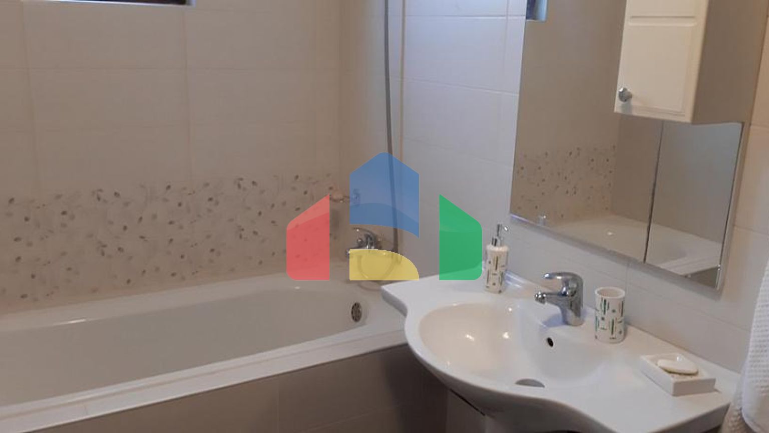 Вилла с бассейном в Близикуче